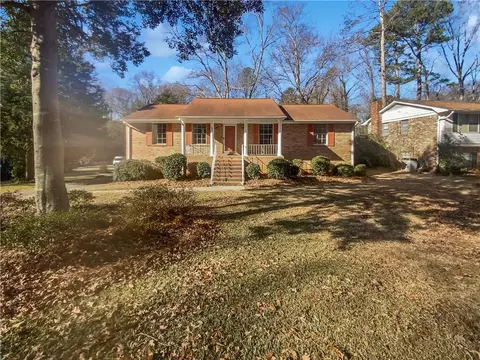 6041 Morrow Cv, Morrow, GA 30260