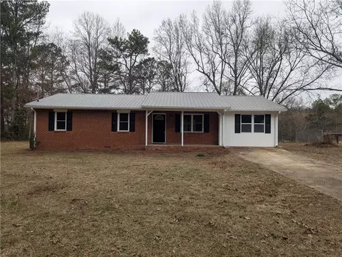118 Akin Rd, Carrollton, GA 30117