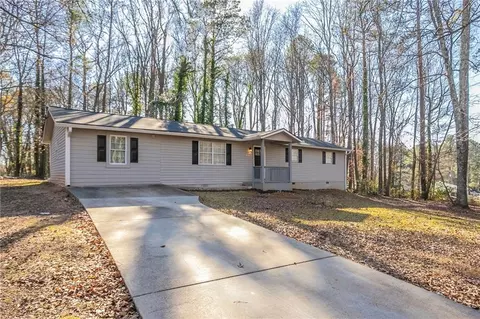6297 Silver Creek Ln, Austell, GA 30168