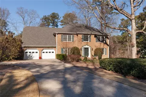 4327 Lake Chimney Ct NE, Roswell, GA 30075