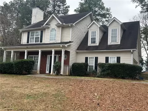 855 Scenic Lake Dr, Lawrenceville, GA 30045