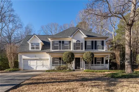 7454 Woody Springs Dr, Flowery Branch, GA 30542