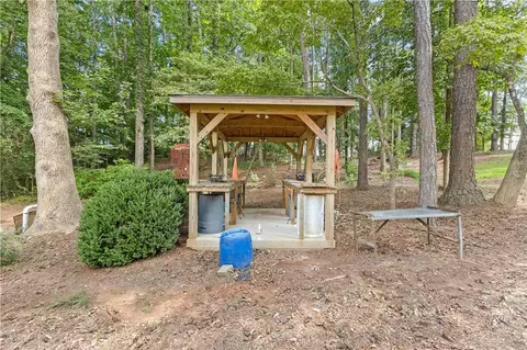 Exterior - 137 Pine Bluff Trl, Jackson, GA 30233 photo 10 of 16