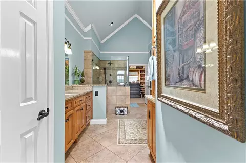 Entry Way - 137 Pine Bluff Trl, Jackson, GA 30233 photo 4 of 6