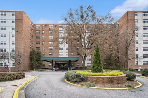 2965 Pharr Court South NW #308, Atlanta, GA 30305