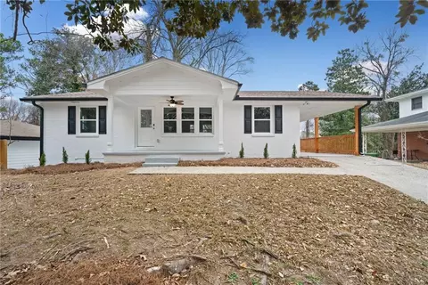 131 Oakcliff Ct, Atlanta, GA 30331