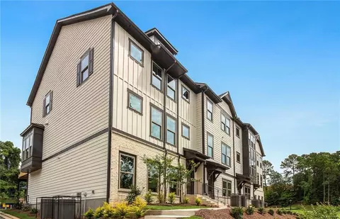 1084 Battery Park Rd, Decatur, GA 30033