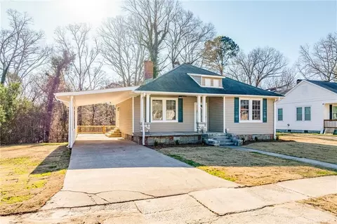 419 Knight St, Elberton, GA 30635