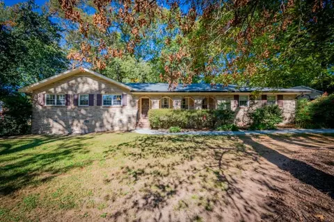 2275 Springdale Dr, Snellville, GA 30078