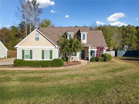 253 Carter Creek Dr, Temple, GA 30179