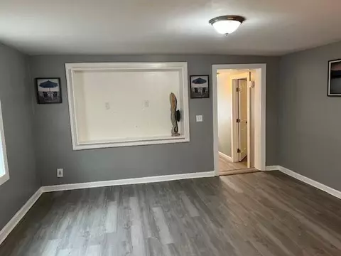 Living - 170 S River Dr, Jackson, GA 30233 photo 4 of 4