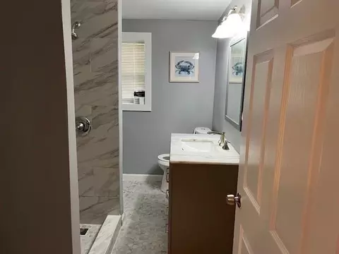 Bath - 170 S River Dr, Jackson, GA 30233 photo 1 of 1