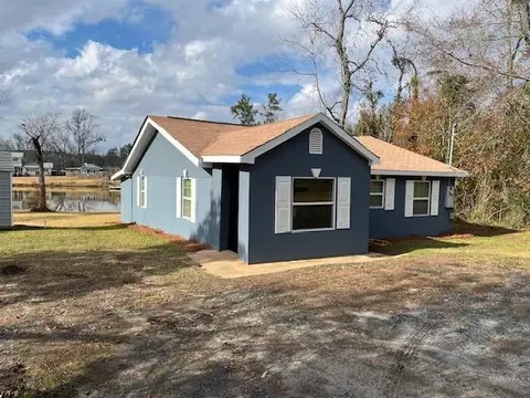 170 S River Dr, Jackson, GA 30233