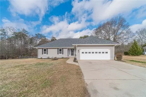 3581 Camelot Way, Loganville, GA 30052