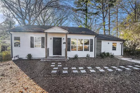 1093 Oakland Dr SW, Atlanta, GA 30310