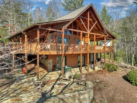77 Creekview Dr, Ellijay, GA 30536