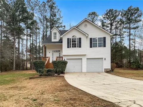 544 Eagles Nest Cir, Carrollton, GA 30116