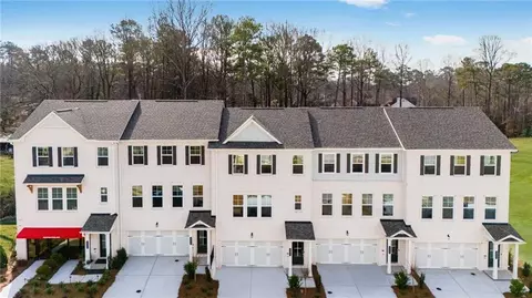 242 Lytham Dr SE, Mableton, GA 30126