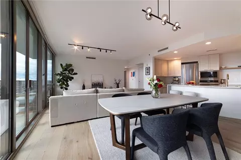 700 Park Regency Pl NE #1306, Atlanta, GA 30326
