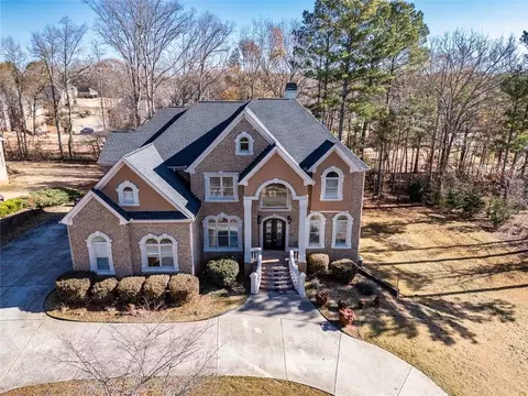 269 Gucci Cir, Stockbridge, GA 30281
