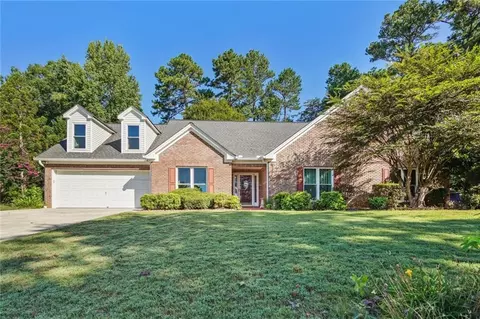 1395 Fountain Cove Ln, Lawrenceville, GA 30043