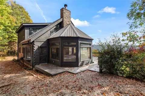 460 Amy Creek Cir, Ellijay, GA 30540