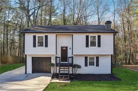 4627 Hairston Crossing Pl, Stone Mountain, GA 30083