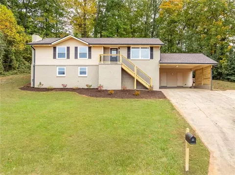 140 Wildwood Dr, Cartersville, GA 30120