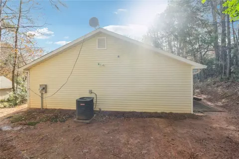 Exterior - 5862 Homestead Cir, Rex, GA 30273 photo 4 of 5