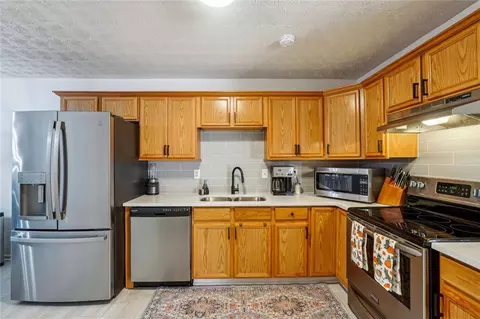 Kitchen - 5862 Homestead Cir, Rex, GA 30273 photo 3 of 3