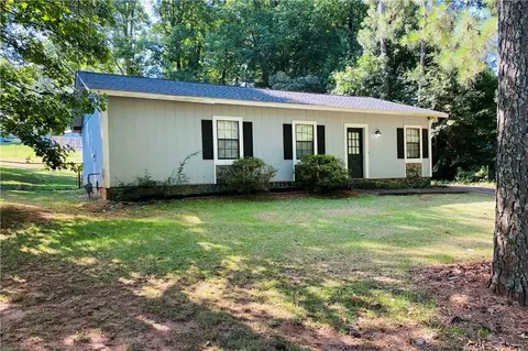 116 Julie Ln, Stockbridge, GA 30281