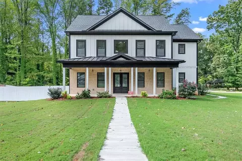 2537 Chambers Dr, Marietta, GA 30066