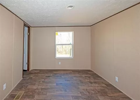 Bedroom - 122 Howard Rd, Toccoa, GA 30577 photo 1 of 2