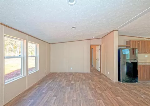 Living - 130 Howard Rd, Toccoa, GA 30577 photo 1 of 3