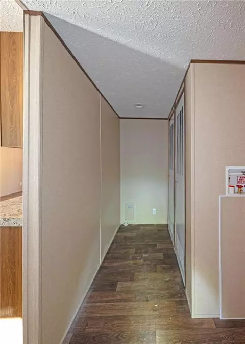 Entry Way - 130 Howard Rd, Toccoa, GA 30577 photo 1 of 2