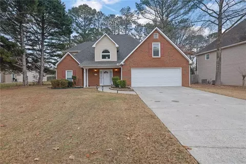1085 Sunny Field Ct, Lawrenceville, GA 30043