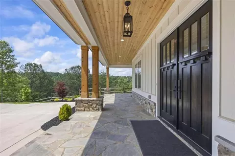 Exterior - 61 Lookout, Toccoa, GA 30577 photo 10 of 20