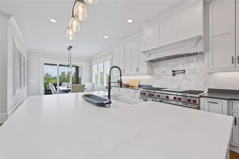 Kitchen - 61 Lookout, Toccoa, GA 30577 photo 4 of 11