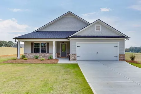 249 Franklin Hills Dr, Carnesville, GA 30521