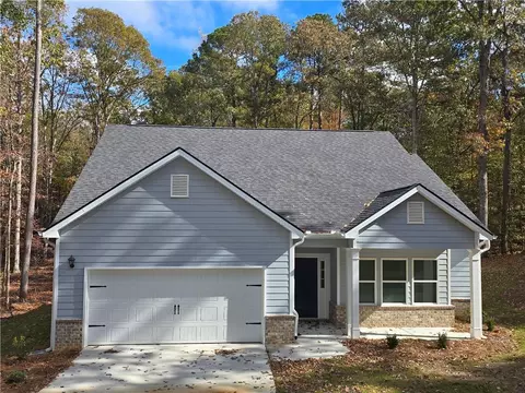 3233 Greenhill Dr, Villa Rica, GA 30180