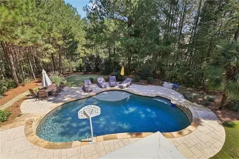 3950 Stanford Dr, Cumming, GA 30041