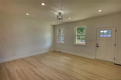Living - 520 Mountainview Dr, Covington, GA 30016 photo 4 of 4