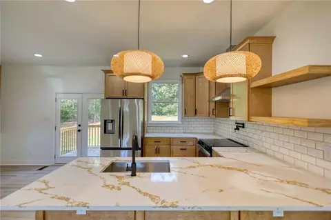 Kitchen - 520 Mountainview Dr, Covington, GA 30016 photo 3 of 6