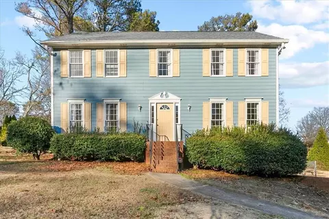 718 Creek Trl NW, Kennesaw, GA 30144