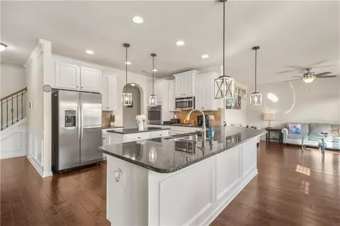 560 Besra Dr, Grayson, GA 30017 photo 10
