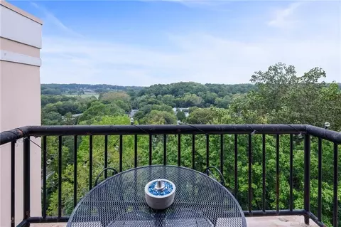 1 Biscayne Dr NW #807, Atlanta, GA 30309