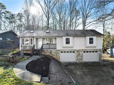 871 Terrace Trce, Lawrenceville, GA 30044