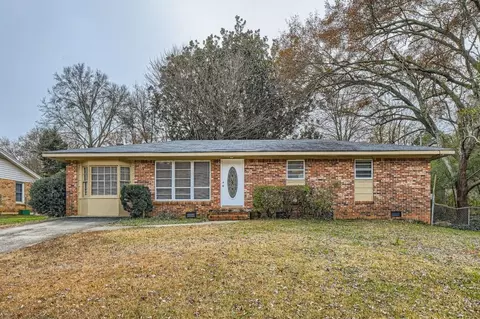 1433 Sunnybrook Dr, Jonesboro, GA 30236