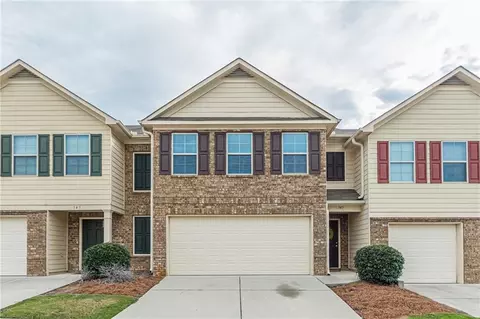 343 Oaktown Pl, Lawrenceville, GA 30044