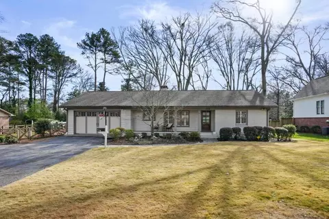 320 Chicopee Dr NE, Marietta, GA 30060